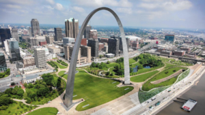 Read more about the article Airbnb in St. Louis Unlock Your Income Potential: Make Nice Money with Airbnb in St. Louis 2